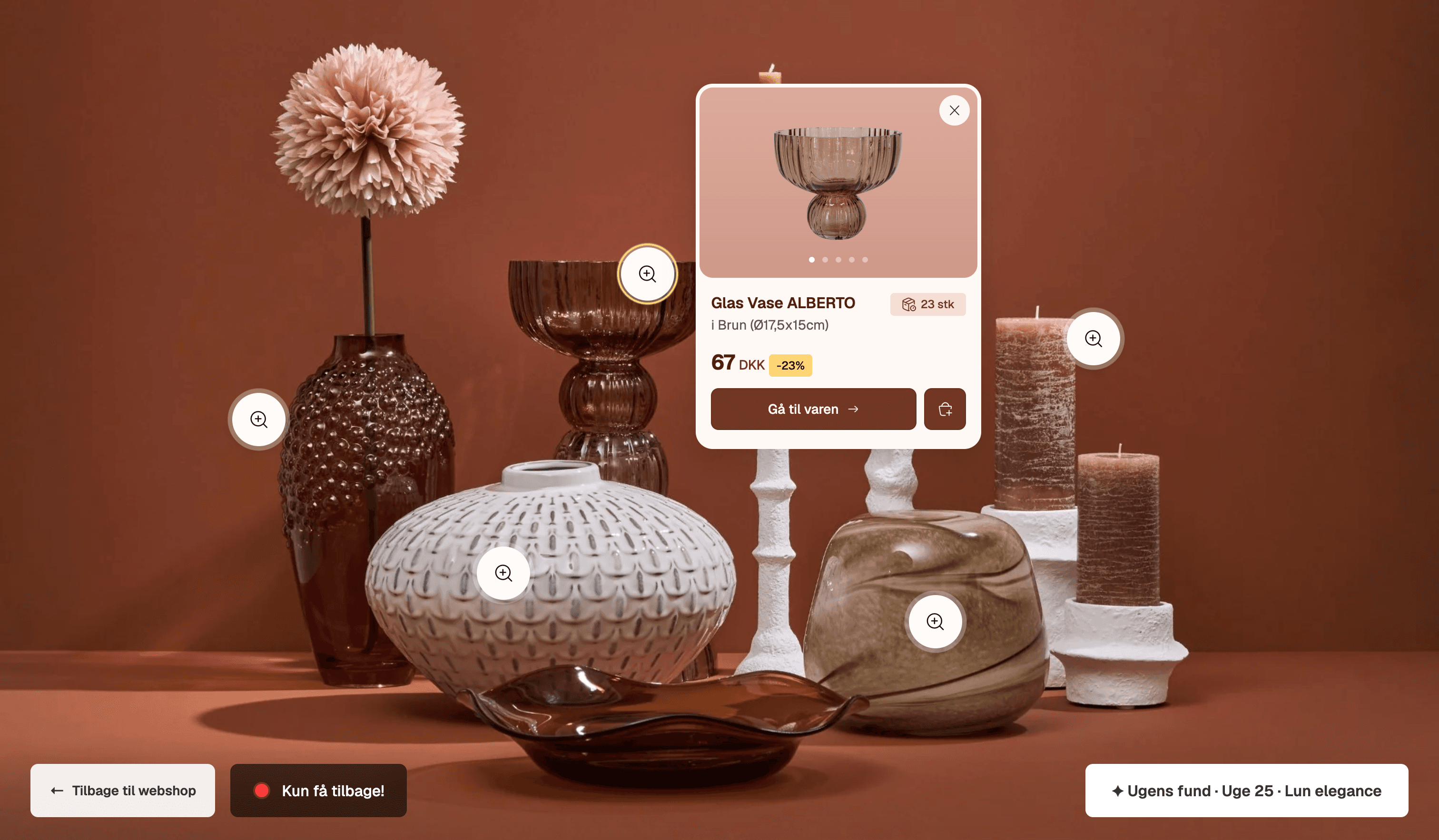 A hotspot opened on the Ugens Fund scene, showing a product card with name, price and a link to the item